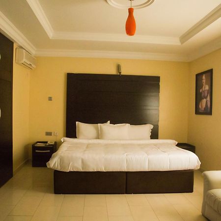 Winston Place Onitsha (Delta) Zewnętrze zdjęcie