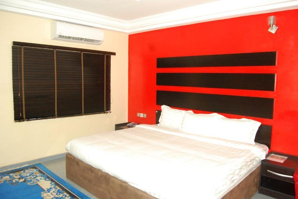 Winston Place Onitsha (Delta) Zewnętrze zdjęcie